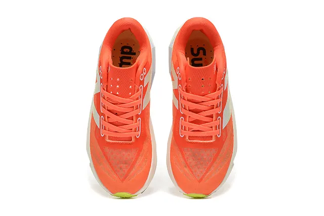 New Balance FuelCell Elite Orange White جزء علوي من شبكة مهندسة قاعدة متعددة الكثافة منحوتة أحذية جري 2