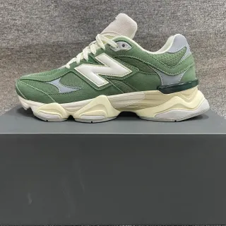 New Balance Green Beige Sculpted Midsole Olive Suede And Mesh Upper Chunky Sneakers