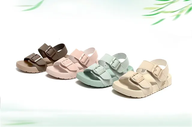 New Balance Sandales Décontractées à Deux Bretelles avec Boucle pour Enfants 2