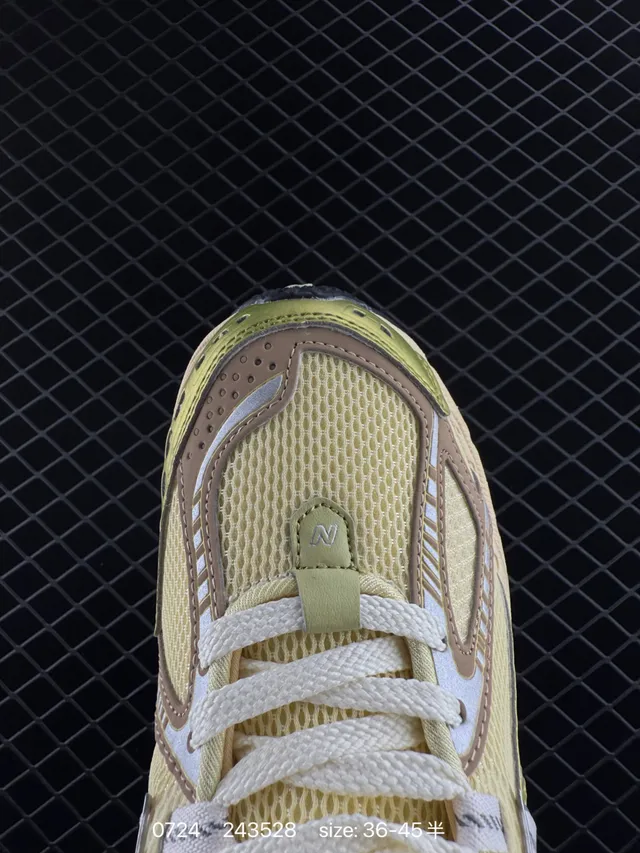 New Balance M1906 Yellow Silver Retro Runner malha e sintético no upper tênis chunky 2