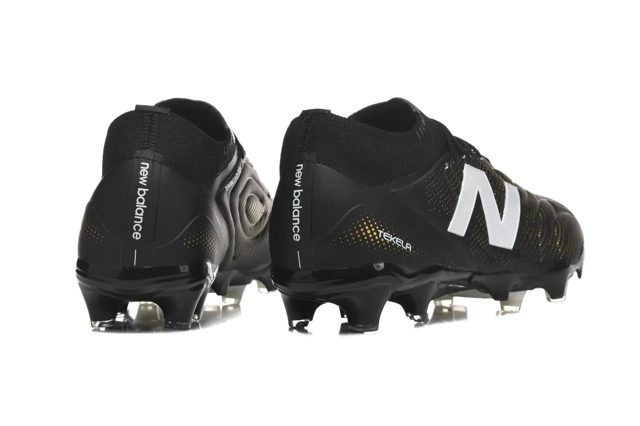 New Balance Tekela Noir et Or Basse Coupe Collet Ajusté Terrain Ferme Chaussures de Football 6