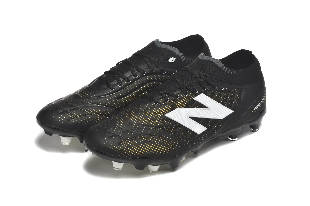 New Balance Tekela Noir et Or Basse Coupe Collet Ajusté Terrain Ferme Chaussures de Football 8