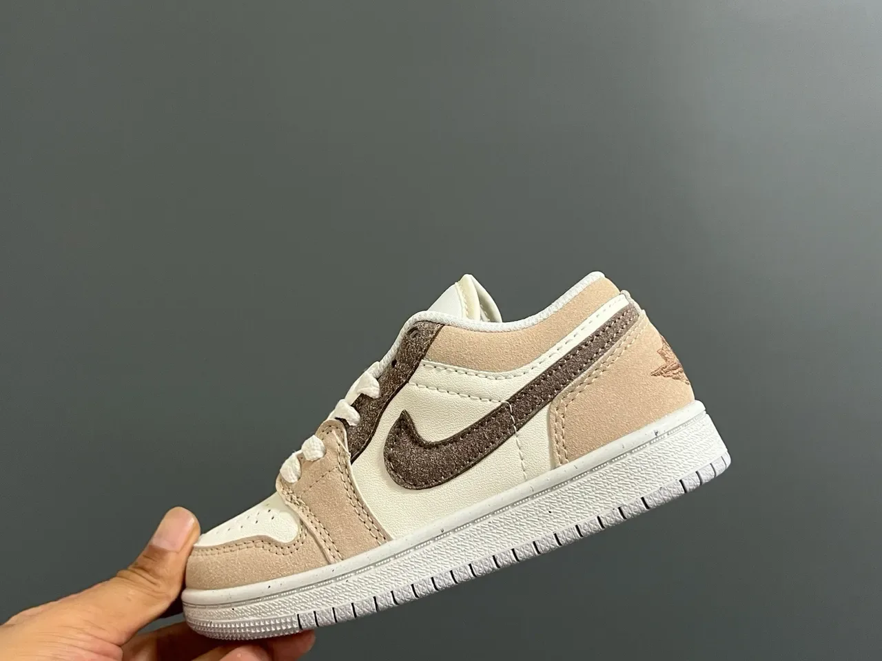 Nike Air Force 1 White Black Lifestyle Sneakers 5