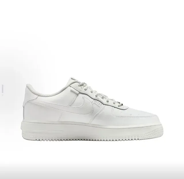 Nike Air Force 1 White Lifestyle Sneakers 5