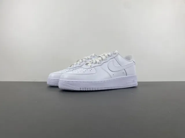 Nike Air Force 1 White Lifestyle Sneakers 9