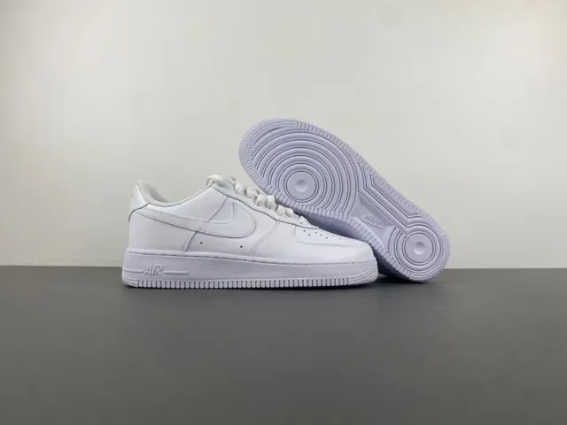 Nike Air Force 1 White Lifestyle Sneakers 11
