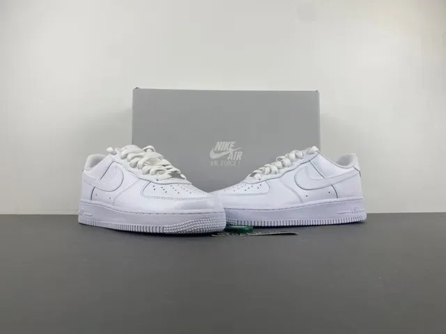 Nike Air Force 1 White Lifestyle Sneakers 12