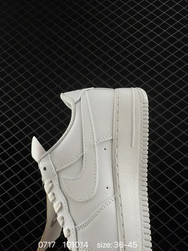 Nike Air Force 1 White Lifestyle Sneakers 3