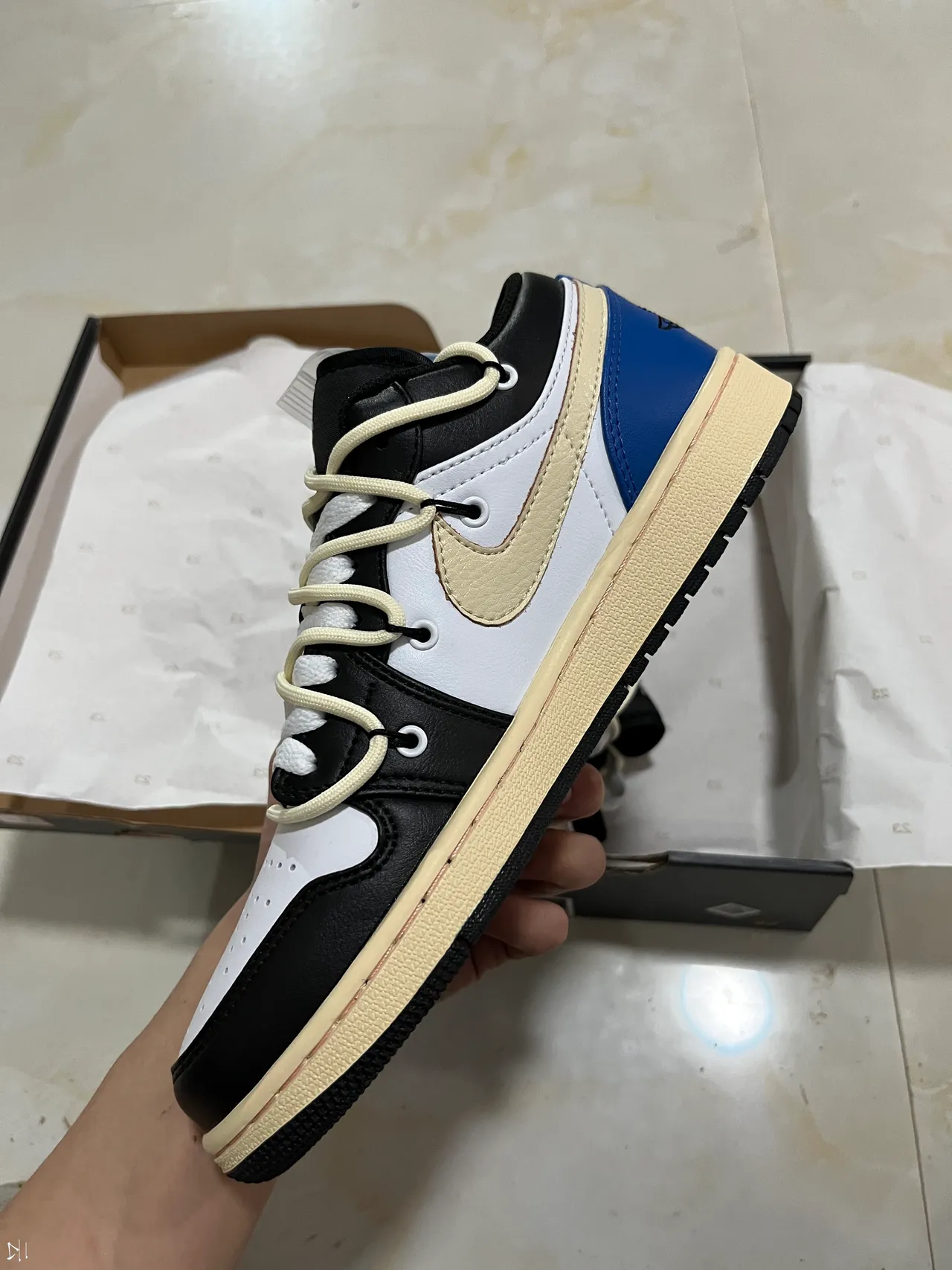 Nike Air Jordan 1 Black Blue Low-Top Basketball Silhouette Leather And Synthetic Upper Lifestyle Sneakers 4