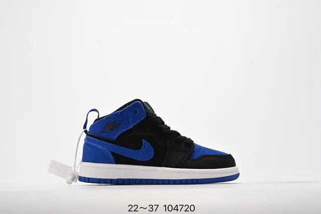 Nike Air Jordan 1 Black Royal Blue White tênis de basquete 12