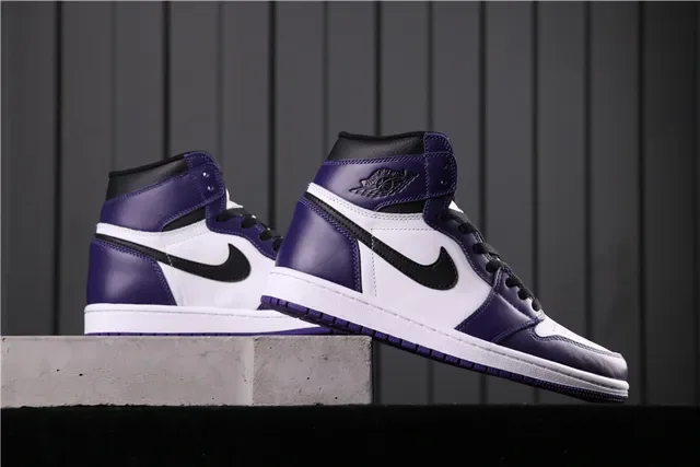 Nike Air Jordan 1 High Tênis de Basquete Roxo e Branco 4
