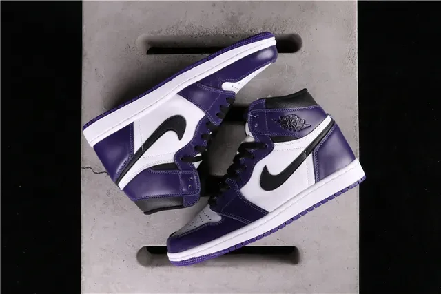 Nike Air Jordan 1 High Tênis de Basquete Roxo e Branco 6