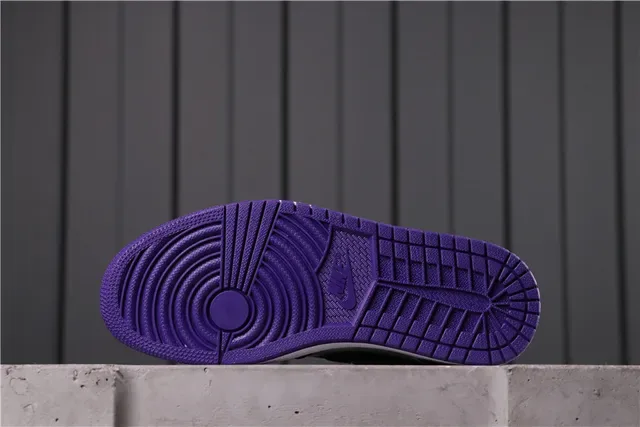 Nike Air Jordan 1 High Tênis de Basquete Roxo e Branco 7