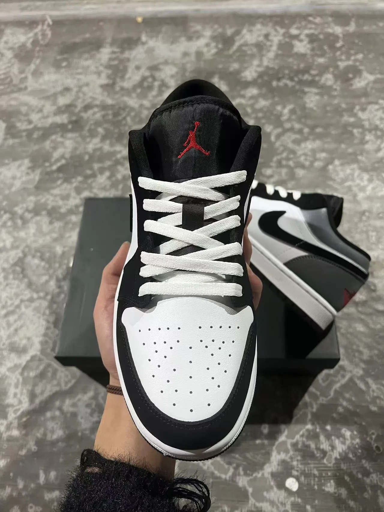 Nike Air Jordan 1 Low Metallic Silver Black White Lifestyle Sneakers 3