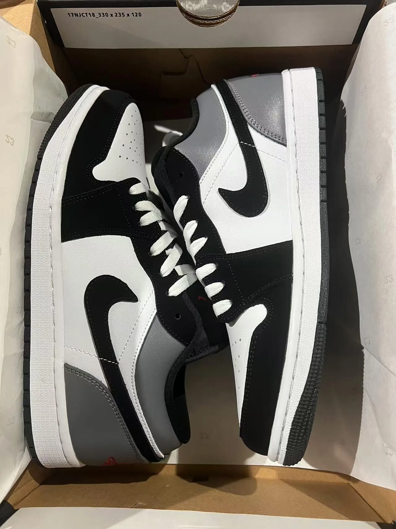 Nike Air Jordan 1 Low Metallic Silver Black White Lifestyle Sneakers 9