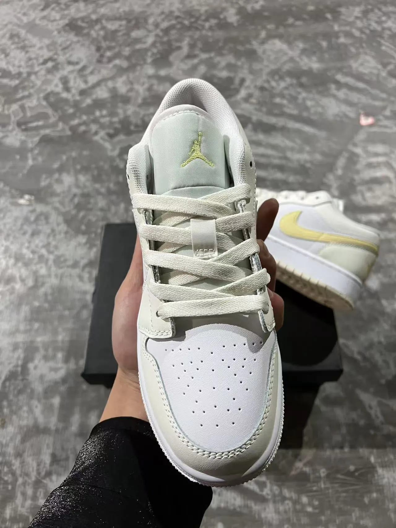 Nike Air Jordan 1 Low Pale Yellow Lifestyle Sneakers 3