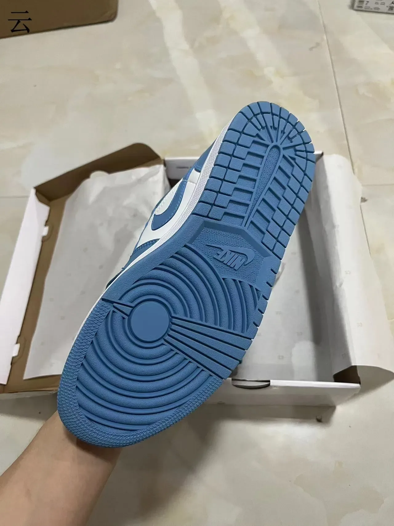 Nike Air Jordan 1 Low University Blue White tênis lifestyle 5