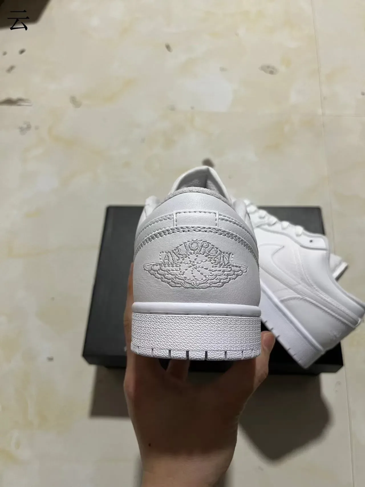 Nike Air Jordan 1 Low White chaussures mode de vie 8
