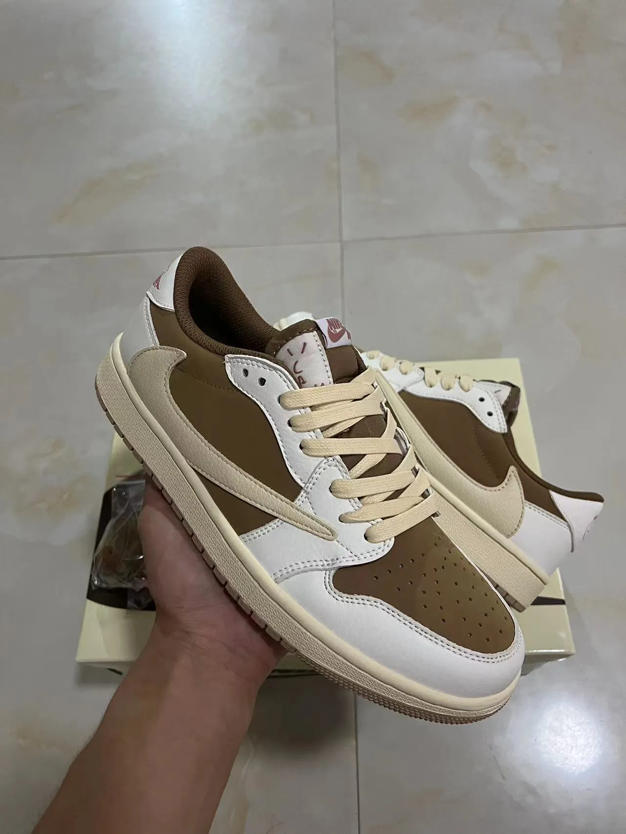 Nike Air Jordan 1 White Brown Low-Top Color-Blocked Lifestyle Sneakers 2