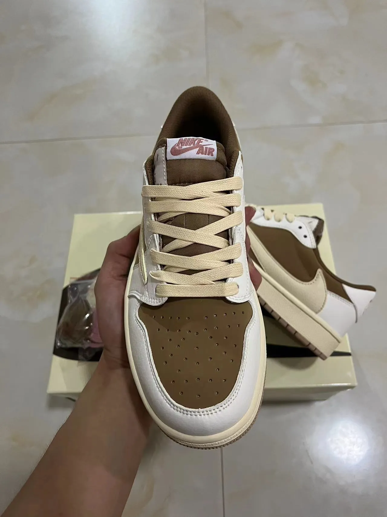 Nike Air Jordan 1 White Brown Low-Top Color-Blocked Lifestyle Sneakers 3