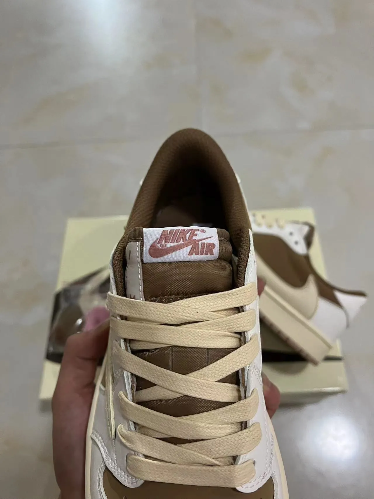 Nike Air Jordan 1 White Brown Low-Top Color-Blocked Lifestyle Sneakers 4