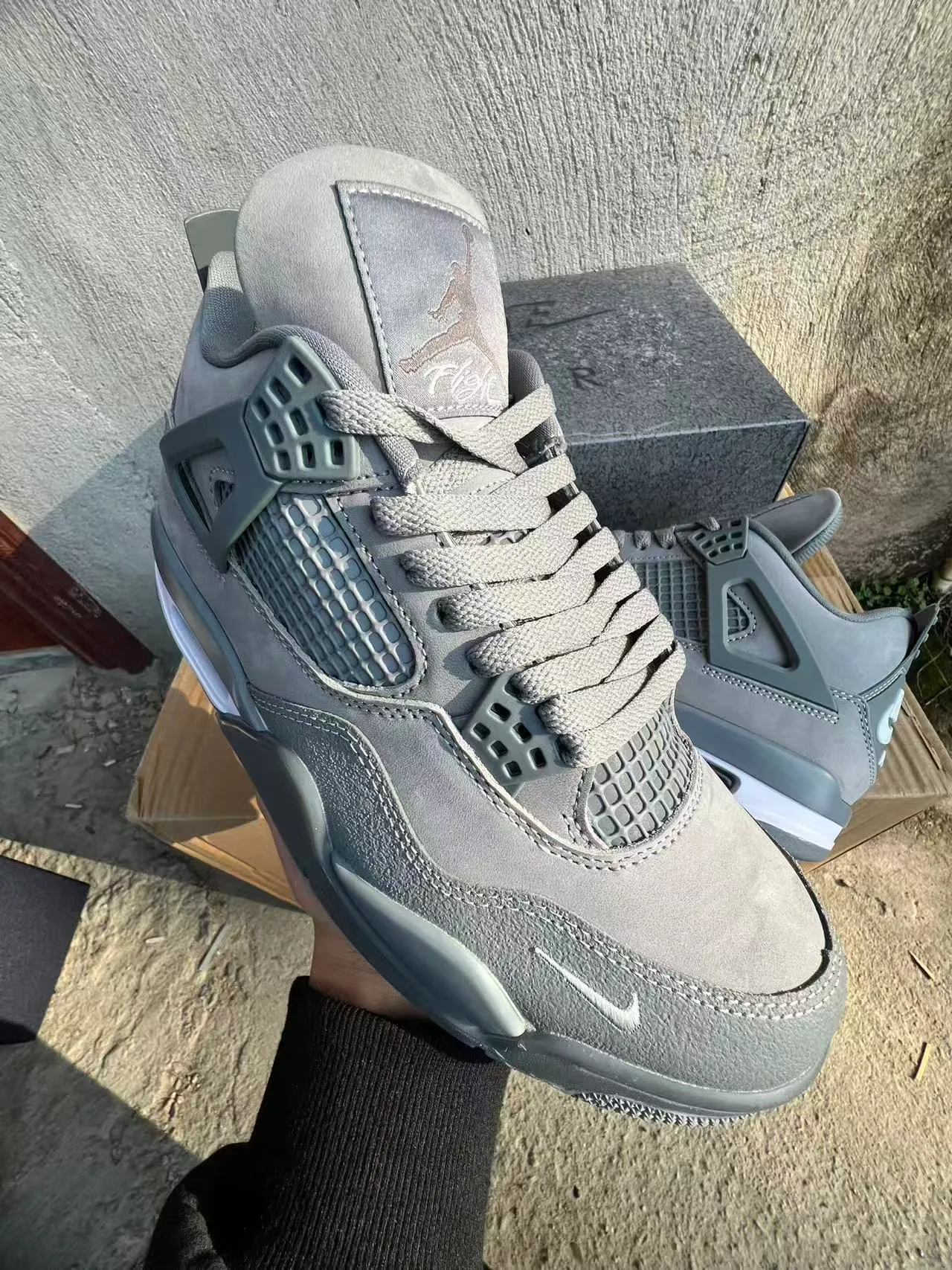 Nike Air Jordan 4 Monochromatic Gray Basketball Shoes 2