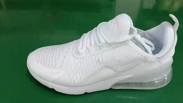 Nike Air Max 270 White Lifestyle Sneakers 2