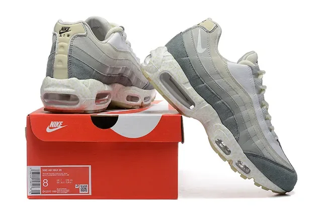 Nike Air Max 95 Off-White Gray Speckled Lifestyle Sneakers 2