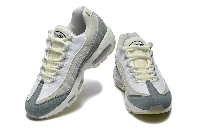 Nike Air Max 95 Off-White Gray Speckled Lifestyle Sneakers 4