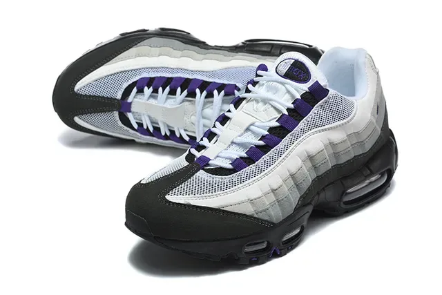 Nike Air Max 95 Olive Green and White Lifestyle Sneakers 16