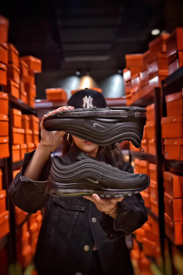Nike Air Max 97 Black Metallic Swoosh Lifestyle Sneakers 5