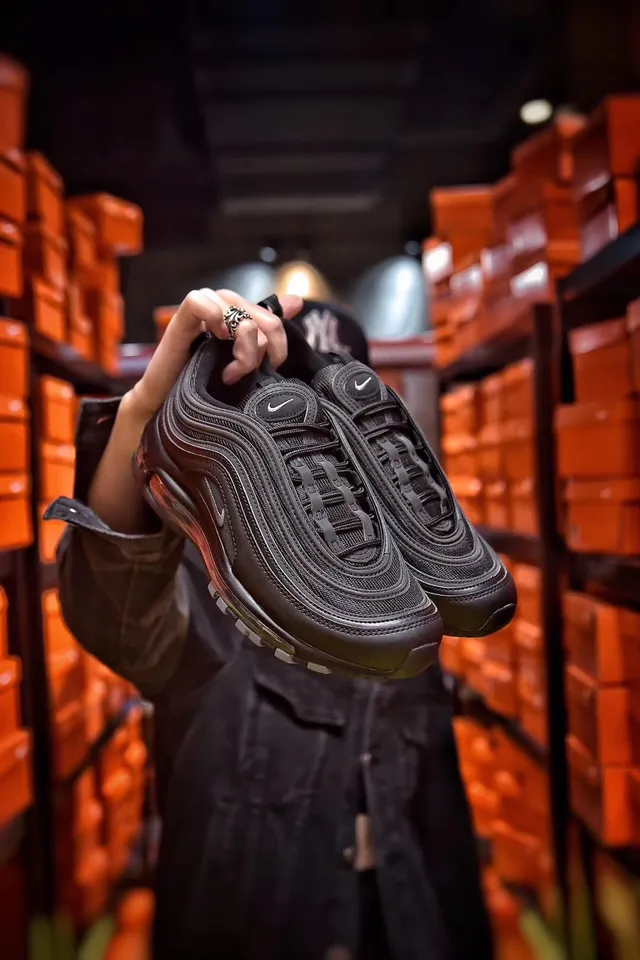 Nike Air Max 97 Black Metallic Swoosh Lifestyle Sneakers 7