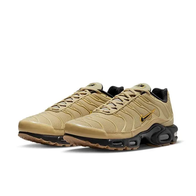 Nike Air Max Plus Beige and Black Lifestyle Sneakers 3