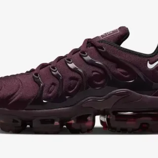 Nike Air Max Plus Burgundy Black Lifestyle Sneakers