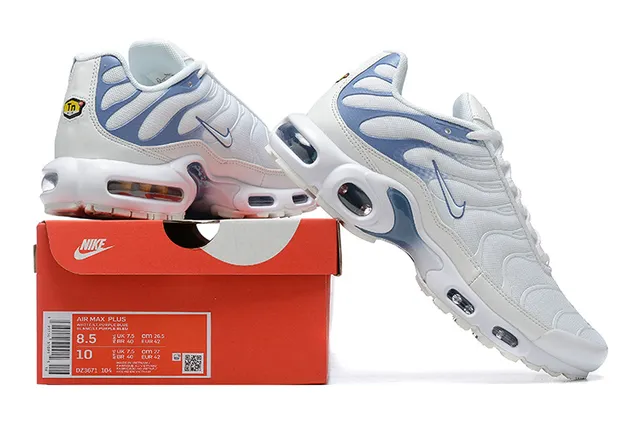 Nike Air Max Plus White and Light Blue Lifestyle Sneakers 6