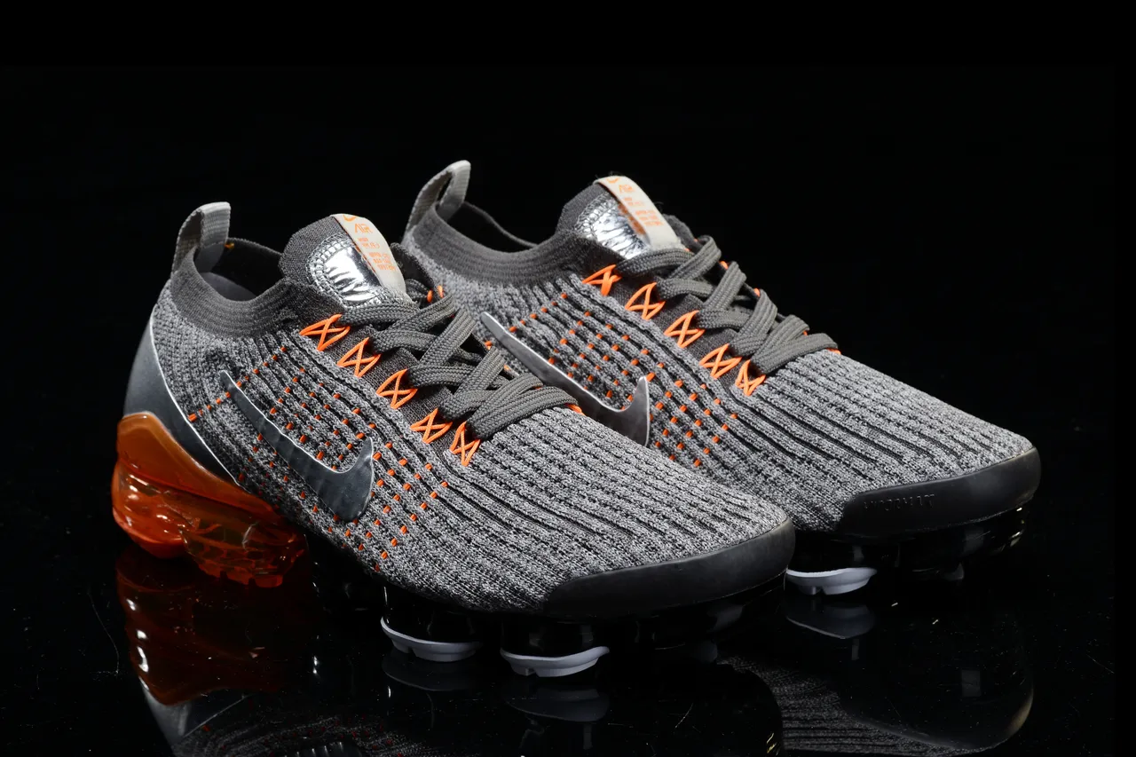 Nike Air VaporMax Gris Noir Orange Chaussures de running 14