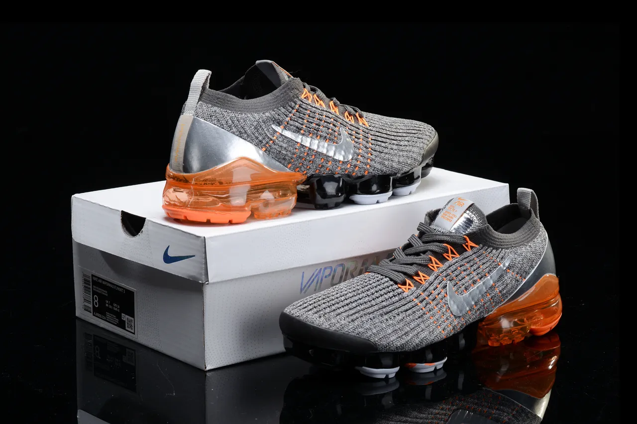 Nike Air VaporMax Gris Noir Orange Chaussures de running 16