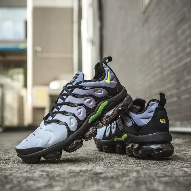 Nike Air VaporMax Plus Silver Black Neon Green Lifestyle Sneakers 13