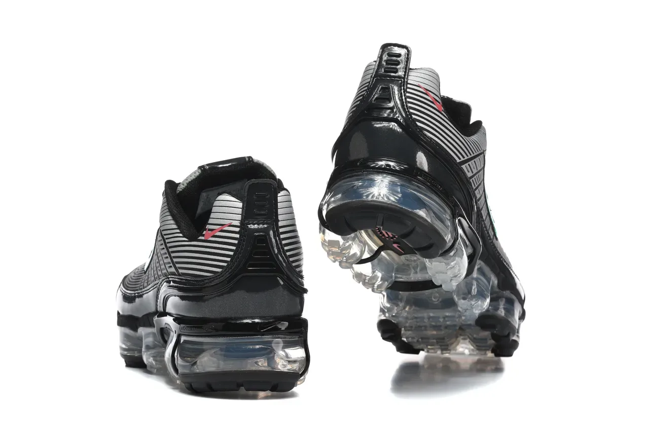 Nike Air VaporMax Plus Striped Mesh Black Silver Lifestyle Sneakers 3