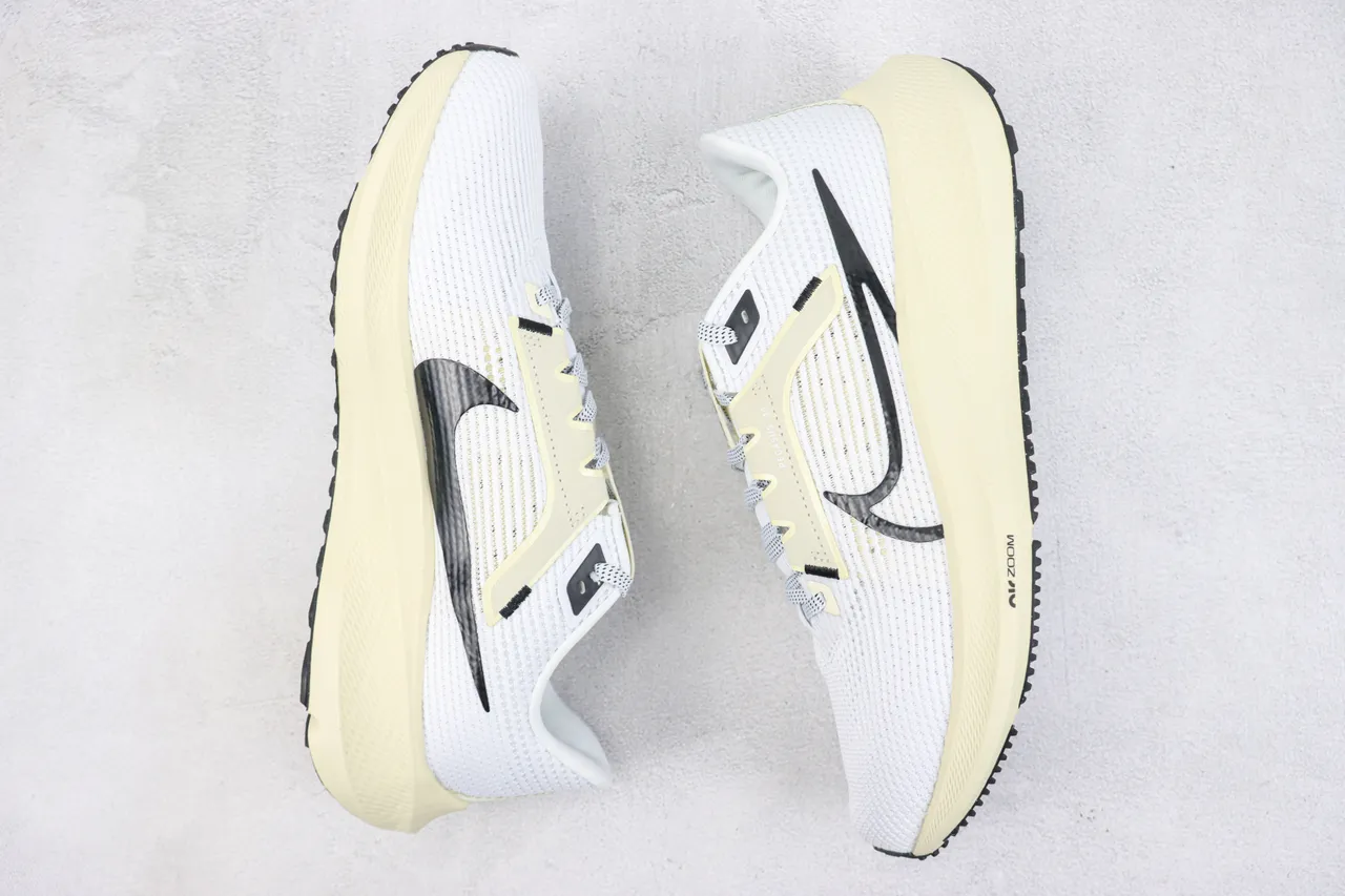 Nike Air Zoom Pegasus 40 أبيض كريمي أسود أحذية رياضية 2