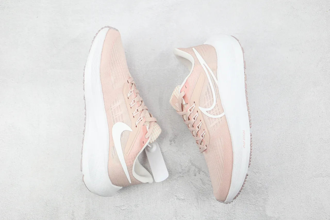 Nike Air Zoom Pegasus Chaussures de course roses et blanches 2