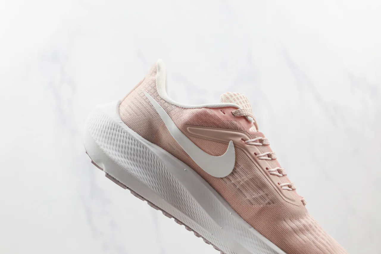 Nike Air Zoom Pegasus Chaussures de course roses et blanches 5