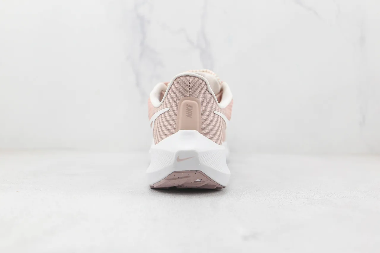 Nike Air Zoom Pegasus Chaussures de course roses et blanches 9