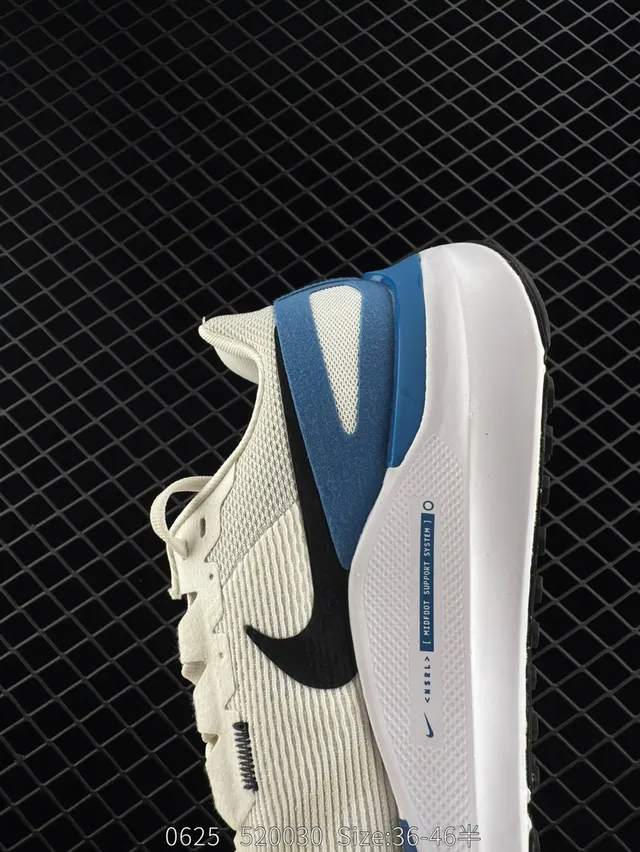 Nike Air Zoom Structure 25 White Blue Engineered Mesh Upper Thick Cushioned Midsole Running Shoes 3