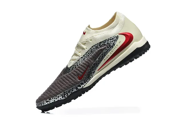 Nike Beige Black Knit Upper Leopard-Print Overlay Sneakers 4