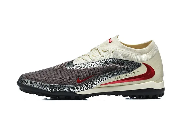 Nike Beige Black Knit Upper Leopard-Print Overlay Sneakers 10