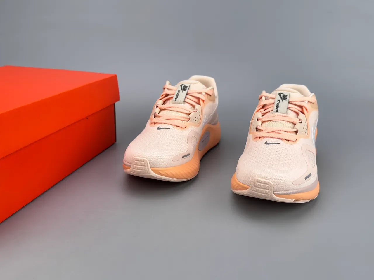 Nike Beige Orange Engineered Mesh Upper Sculpted Midsole Running Shoes 3