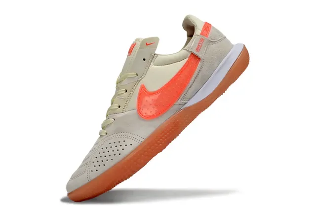 Nike Chaussures de Football Intérieur Basse en Suède Beige Orange 3