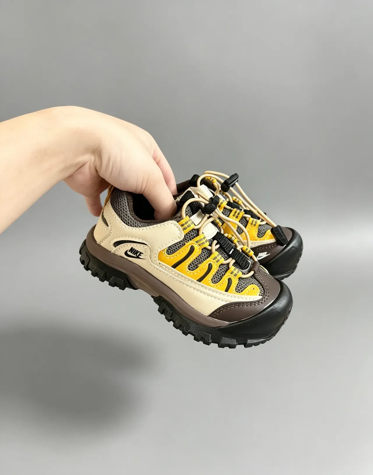 Nike Beige Purple Rugged Lugged Outsole Mixed-Material Upper Lifestyle Sneakers 4