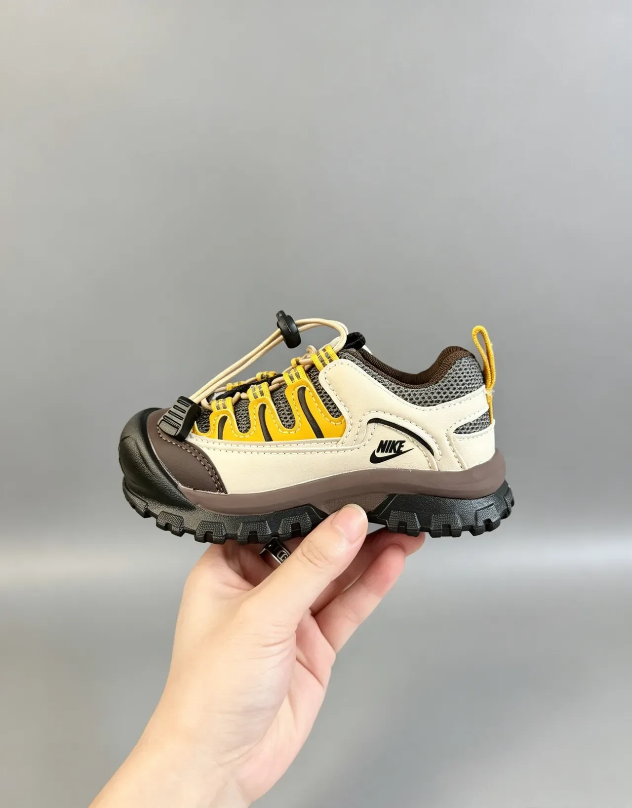 Nike Beige Purple Rugged Lugged Outsole Mixed-Material Upper Lifestyle Sneakers 6